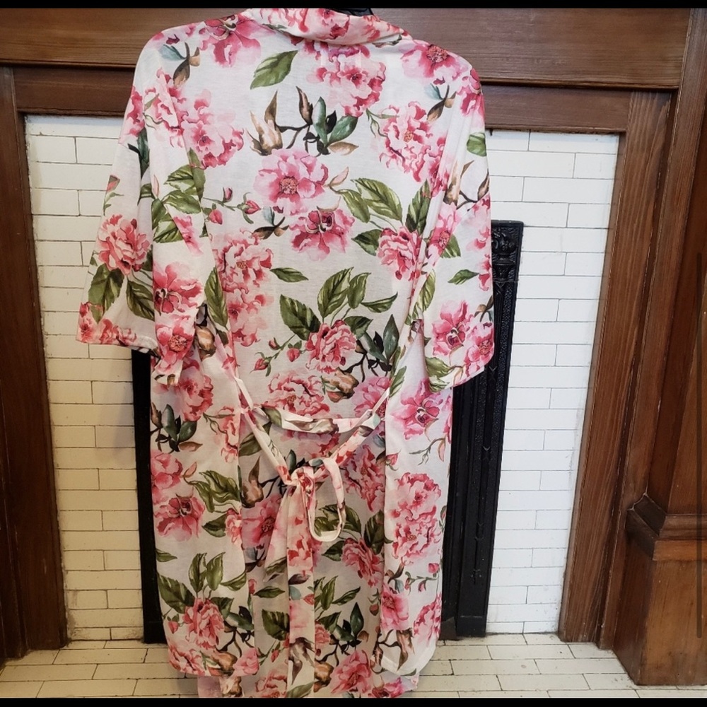 Show Me Your MuMu Floral Robe - Picture 3 of 5